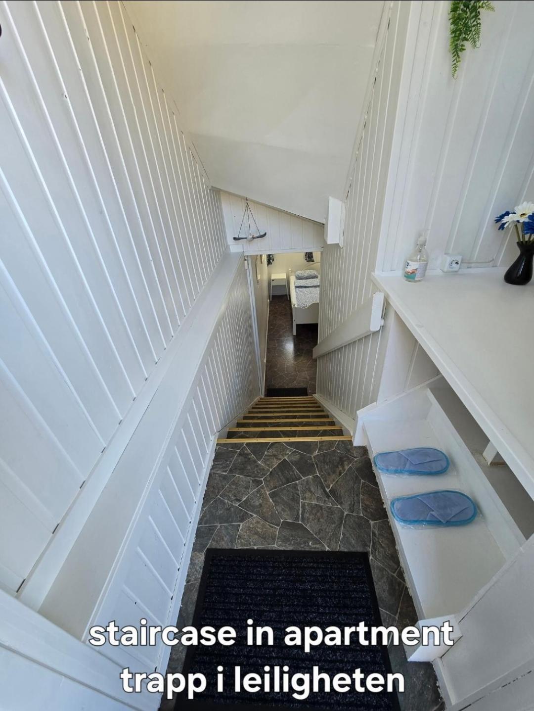 Hybel Til Leie Apartamento Tvedestrand Exterior foto